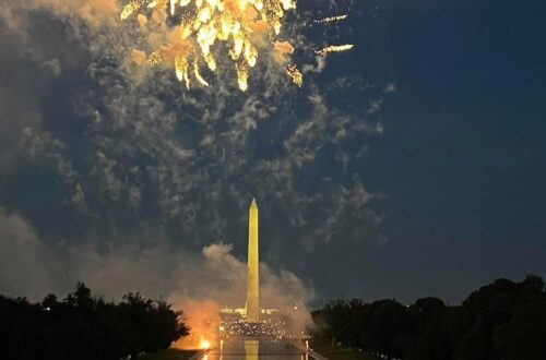 Washington DC Fourth of July fireworks from the Lincoln Memorial!