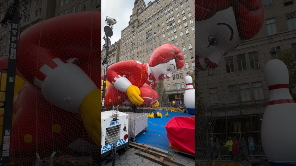 Macy’s Thanksgiving Day Parade Balloon Inflation 2023!